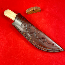 Dress carry fixed blade